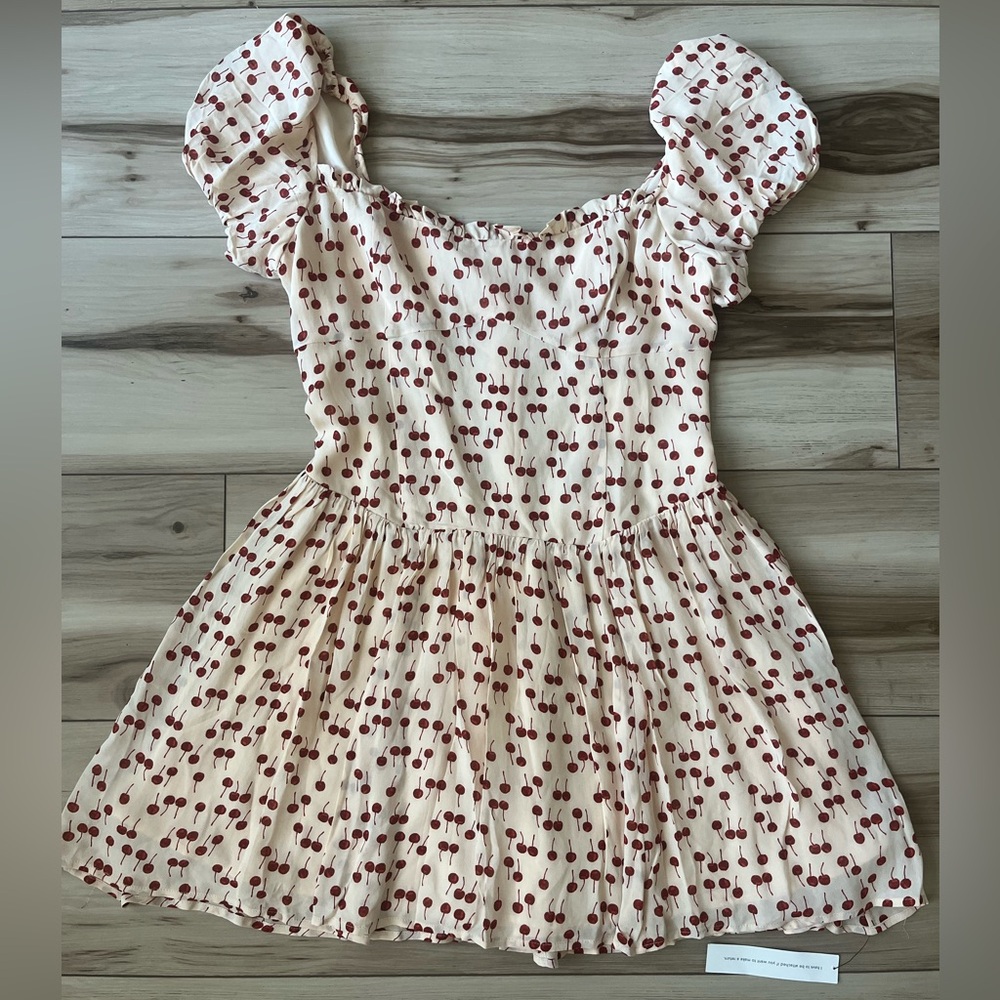 Reformation Davonne Mini Dress in Cherry Pudding Sweetheart Neckline Coquette - Picture 5 of 11